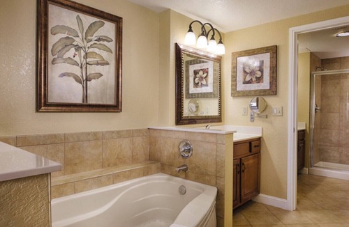 Lake Buena Vista Resort | 1BR-Dlx Inside Disney Gates-5 Pools, 2 Lazy Rivers, SPLASH pad, Mini Golf & More
