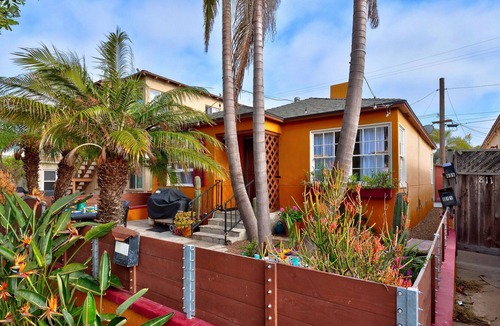 Mission Beach Cottage | 2 Bedroom 1 Bath, Steps Away From Bay, Oceanfront And Lots Of Activities!