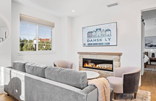 Solvang Apartment | 2 bedroom - WiFi, AC, garaged off-street parking with EV Charger.