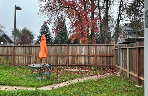 Arden-Arcade House | 2 BR 2 BA guesthouse with kitchen