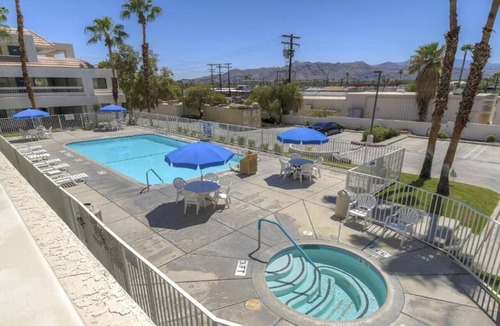 Warm Sands Apartment | 2 Full Beds|Palm Springs, CA