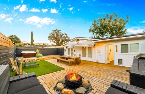 Ojai House | 20% Off 3/2-4/30! 30+ Night Stay Ojai Valley Home