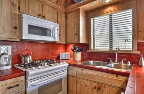 Balboa Island House | 201 Ruby | Affordable Quaint Cottage Balboa Island