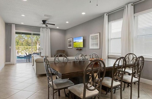 Davenport House | 25% 16BR Homes Pools Spas