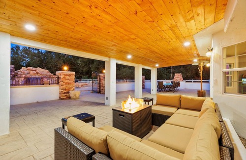 Murrieta House | 25% Off Aug WkDay! Great 4 Families Pool, Hot Tub*