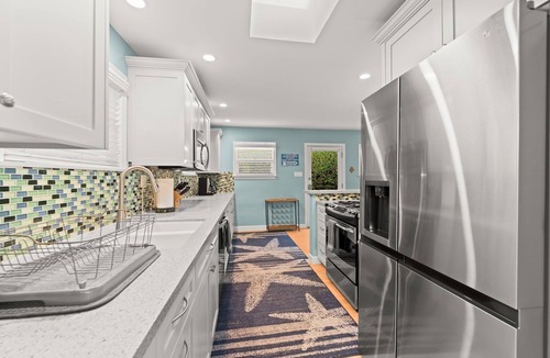 Pierpont Bay House | 25% Off Aug WkDays Perfect 4 Families Walk 2 Beach