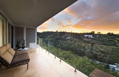 Sherman Oaks House | 2BD/2BA in the Hills with Views Neutra Gem
