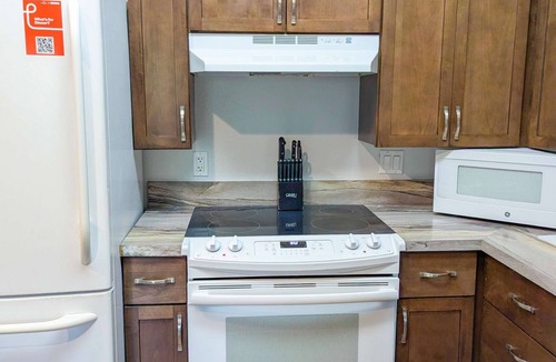 Solvang Apartment | 2BR Danish-style, 3 blocks to Solvang Windmill