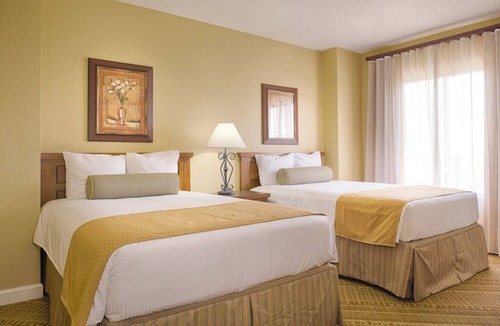 Lake Buena Vista Resort | 2BR-Dlx Inside Disney Gates-5 Pools, 2 Lazy Rivers, SPLASH pad, Mini Golf & More