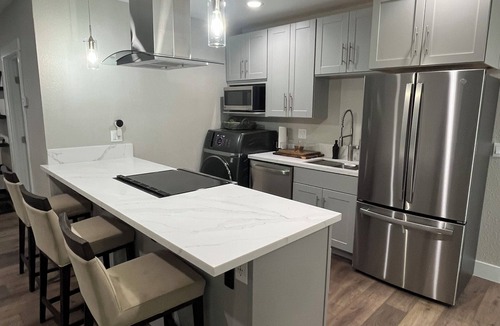 Incline Village Apartment | 2BRM PRIME LAKE TAHOE Walk-to-Everything - Minutes from LAKE!