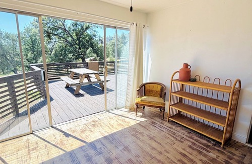 Wishon House | 3-bedroom house in peaceful Sierras on 4.5 acres along road to Bass Lake