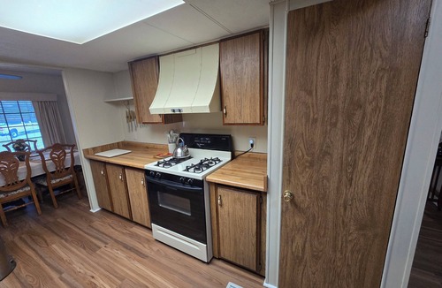 Bluewater House | 3-bedroom mobile home near the Colorado River
