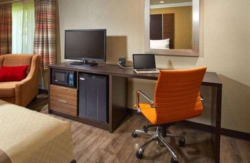 Anaheim Resort Hotel | 3 Units – Near Knott’s Berry Farm, Disneyland, & Top Attractions!