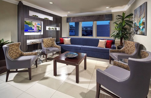 Anaheim Resort Hotel | 3 Units – Near Knott’s Berry Farm, Disneyland, & Top Attractions!