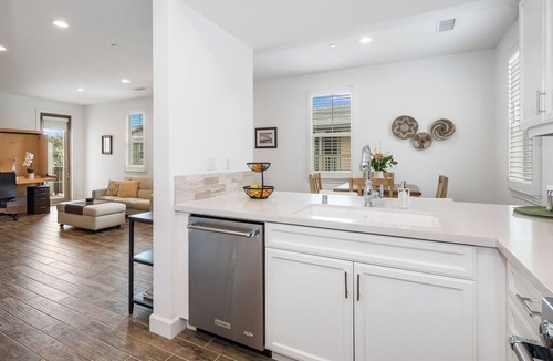 Goleta Condo | 30 days minimum: Luxury 1 Bedroom Condo Walking Distance to Golf, Ocean & Hiking