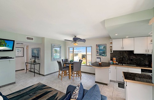 Townsite Condo | 301B Ocean Harbor View - Top Floor Corner Unit