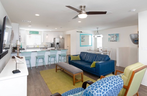 Downtown House | 326 San Luis