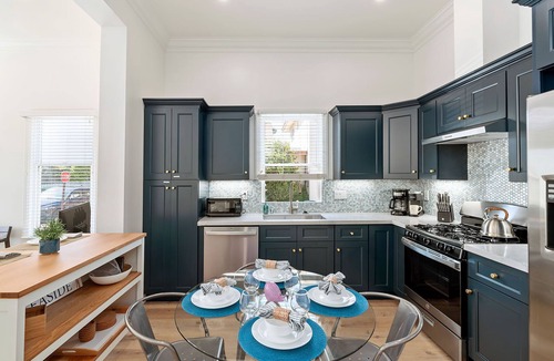 Pacific Grove House | 3814 Surf's Up! Walk to the Beach, Downtown & Park