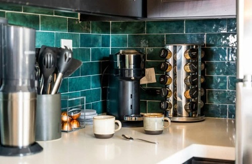 Normal Heights House | 3Bed, Hot Tub, Movie, Bikes, 2 Blocks to Adams Ave