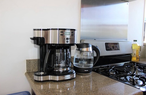 Paradise Valley Apartment | 3BR family house near SF — sleeps 12