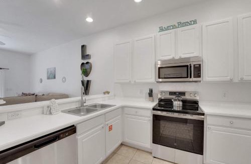 Bahama Bay House | 3BR Resort Condo Family Getaway near Disney World
