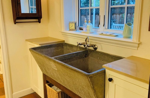 Easton Addition House | 4-bedroom house in Burlingame - perfect for your getaway.