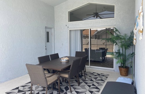 Indian Point House | 4 Bedroom Pool House Near Disney