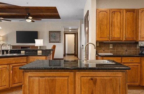 Lake Buena Vista Resort | 4 Bedroom Presidential, Dual Masters, Inside Disney Gate - 25% off Early Booking