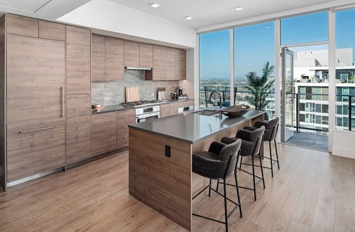 East Village House | 41st Floor! 2BDR w/Luxury Amenities & Balcony | SkyLux Penthouse by AvantStay