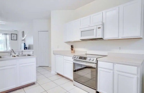 Sunset Ridge House | 5 Bedroom Home | Pool and BBQ at private community