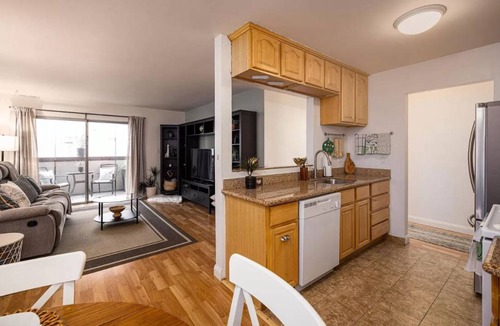 Oakland Ave - Harrison St Condo | 57 m² Condo ∙ 1 bedroom ∙ 1 guest