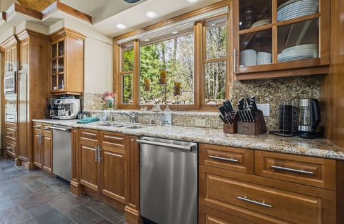 Incline Village House | 5BR Incline Village Retreat | Hot Tub & Mountain Views
