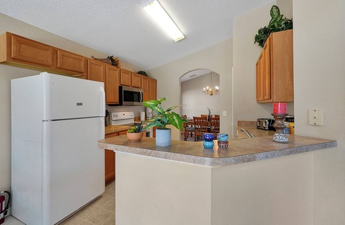 Solana Villa | 5BR Private Pool Home Near Disney | FREE Pool Heat | Gated Resort