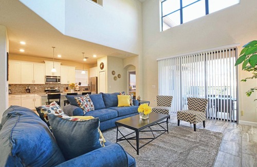 Loughman House | 5BR Solterra Pool Home | 2 King Suites | Covered Lanai | Dog Friendly