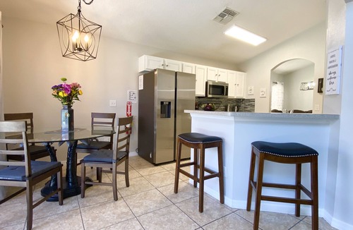 Solana House | 5BR Villa, Pool, 2 Disney Rooms,8 Miles to Disney, Gated Resort