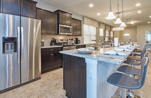 Four Corners House | 5BR Windsor Pool Home | 3 Master Suites | Game Room | Dog Friendly