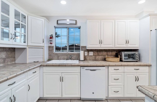 Twentynine Palms House | 6 Mi to Joshua Tree: Home w/Outdoor Oasis & View!
