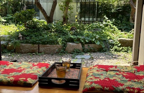 Itoshima House | 60 seconds to the ocean. Just one train ride from Fukuoka Airport. Old-fashioned Japan—something you can't experience at a hotel. Entire traditional Japanese house for rent.