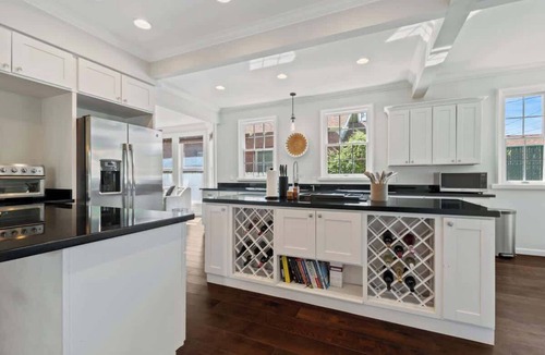 Old Southwest House | 6BR Midtown Escape | Perfect for Groups, Sleeps 12