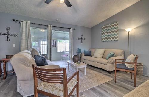 Pine Hills House | ~ 9 Mi to Universal: Orlando Retreat w/Sun Porch!