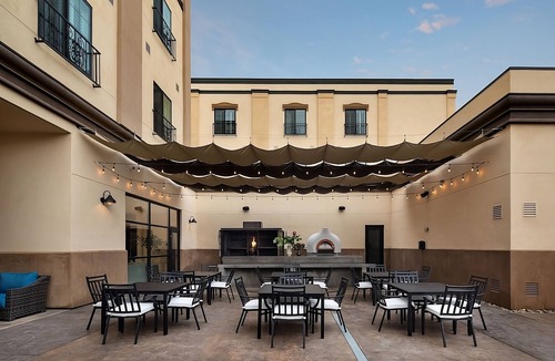 Winters Hotel | A Place You'll Surely Enjoy! 3 Relaxing Units, Pets Are Welcome, Free Parking!