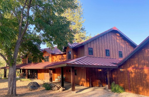 North Fork House | A Private Sierra Lake Sanctuary — Truly An Unforgettable Vacation Experience