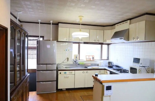 Uki House | A spacious house that can be rented out in its ent/Uki Kumamoto