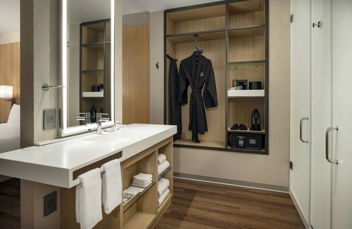 San Rafael Hotel | AC Hotel San Rafael Downtown
