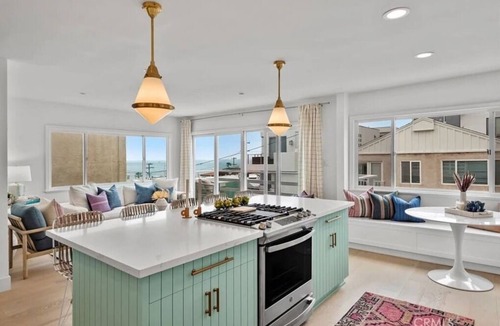 El Porto House | Amazing location! Luxurious ocean view cottage