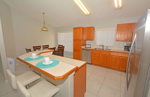 Windsor Palms House | Amazing Pool Home With Spa, Games Room & Lake Views Close to WDW
