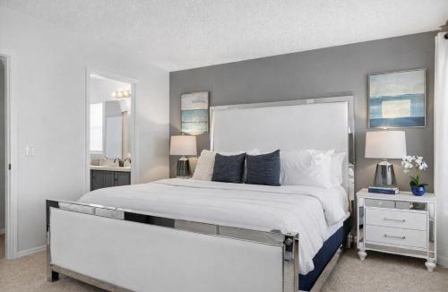 Clear Creek House | Amazing Star Wars Villa - Theater, Arcade, Heated Pool, 3Kings, 5BR Near Disney