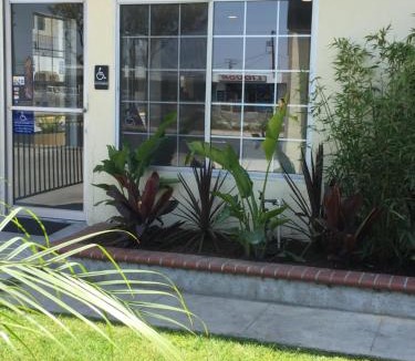 Northwest Anaheim Hotel | Anaheim Executive Inn & Suites