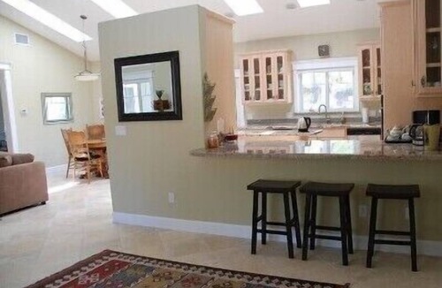 Ramona House | Artsy Custom Home. Central to San Diego Beaches; Mts; Desert