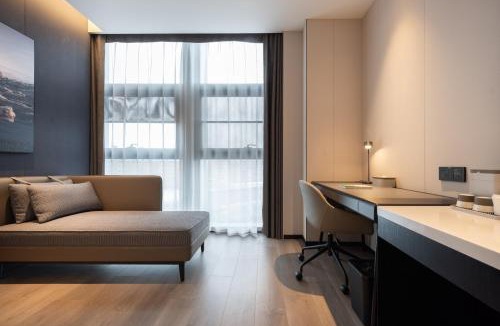 Tongzhou Hotel | Atour Hotel Beijing Tongzhou Canal Business District